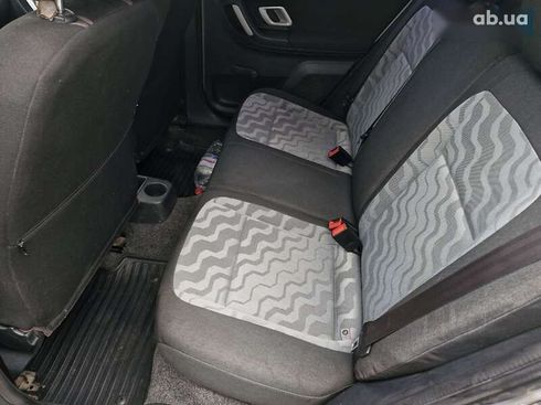 Skoda Fabia 2008 - фото 23
