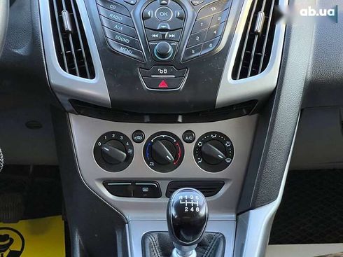 Ford Focus 2013 - фото 16