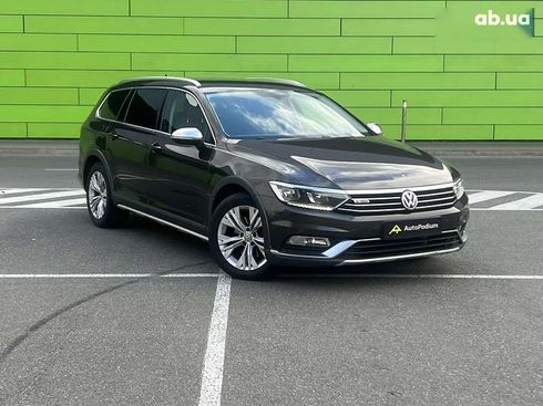 Volkswagen passat alltrack 2017 - фото 2