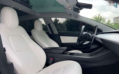 Tesla Model 3 2019 - фото 9