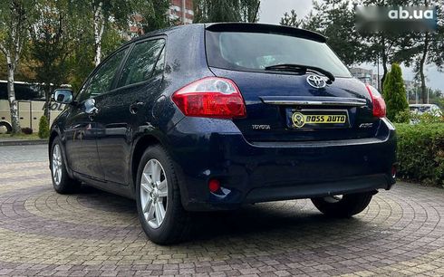 Toyota Auris 2010 - фото 5