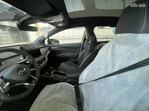 Skoda Enyaq Coupe RS 2023 - фото 33