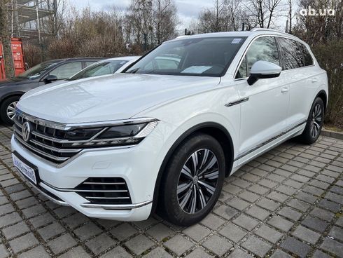 Volkswagen Touareg 2020 - фото 20