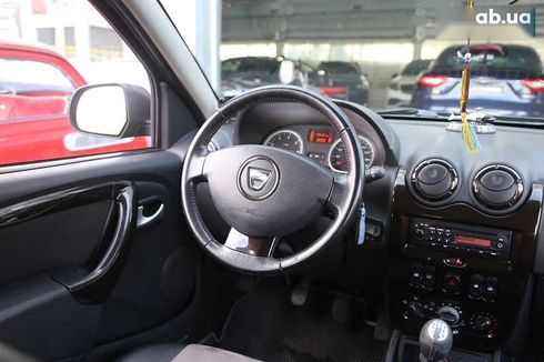Dacia Duster 2011 - фото 12