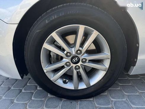 Hyundai Sonata 2016 - фото 15