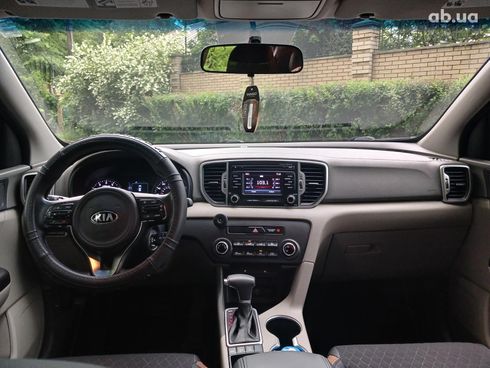 Kia Sportage 2016 черный - фото 20