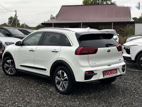 Kia Niro 2021 - фото 8