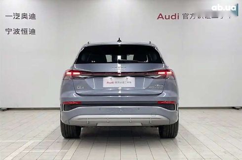 Audi Q4 e-tron 2023 - фото 4