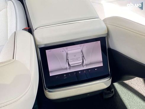 Tesla Model S 2022 - фото 16