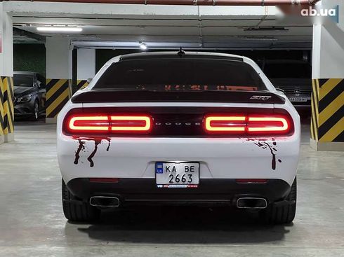 Dodge Challenger 2016 - фото 13