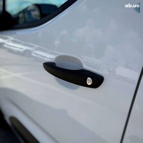 Peugeot Partner 2019 - фото 20