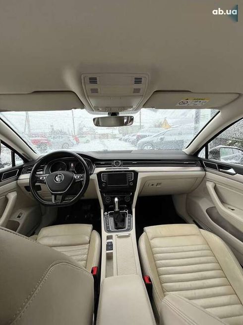 Volkswagen Passat 2015 - фото 10