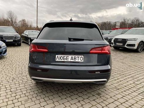 Audi Q5 2017 - фото 6