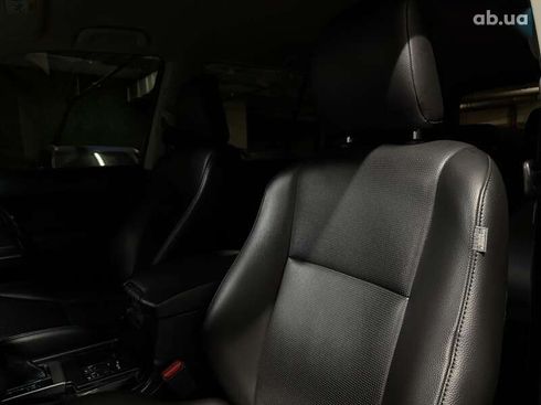 Toyota Land Cruiser Prado 2016 - фото 27