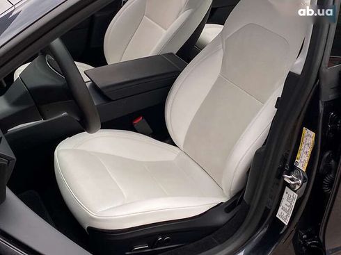 Tesla Model 3 2024 - фото 12