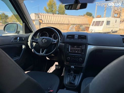 Skoda Yeti 2017 серый - фото 36