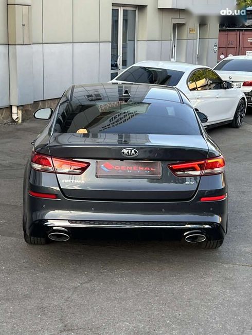 Kia Optima 2018 - фото 12