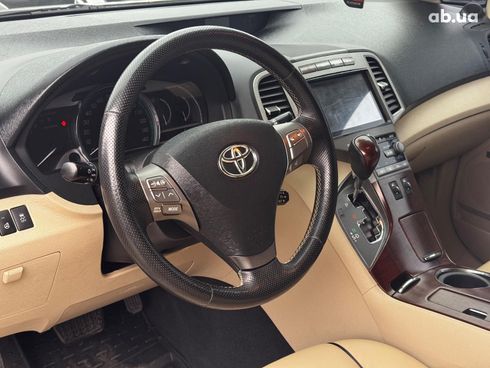 Toyota Venza 2012 белый - фото 13