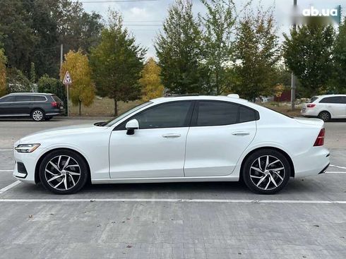 Volvo S60 2019 - фото 17