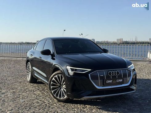 Audi E-Tron 2020 - фото 3