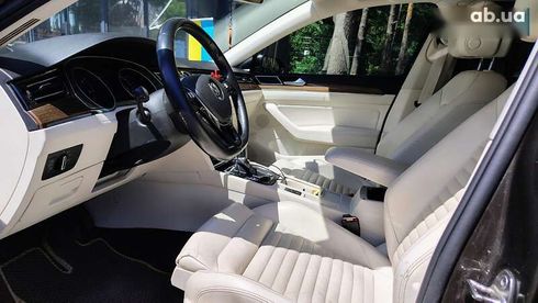 Volkswagen Passat 2015 - фото 12