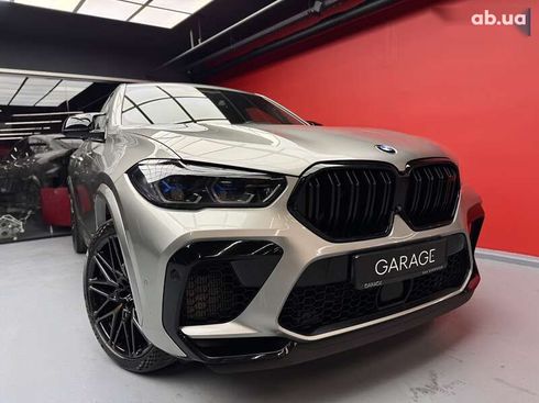 BMW X6 M 2022 - фото 10