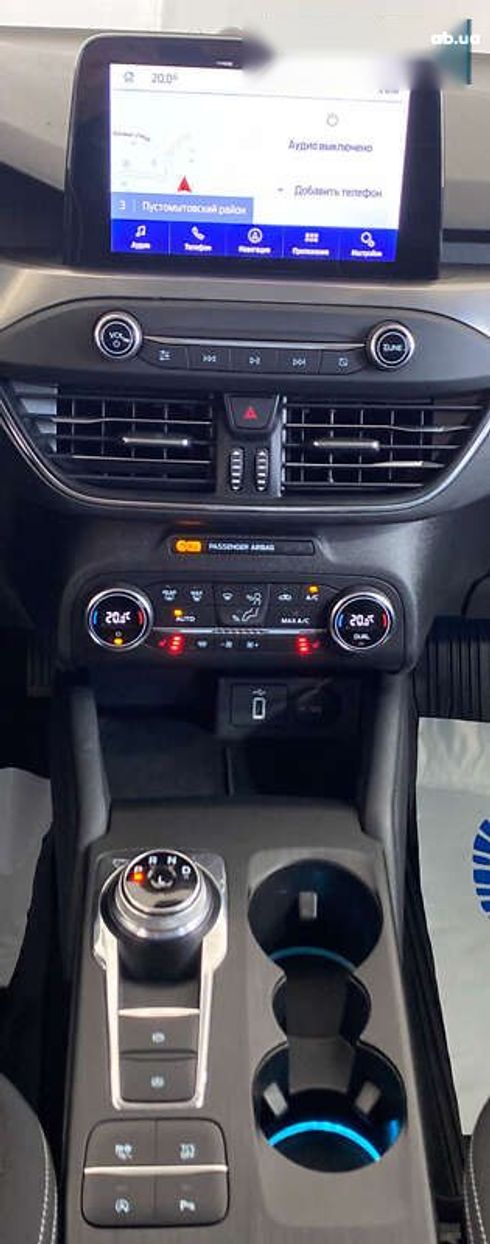 Ford Focus 2019 - фото 18