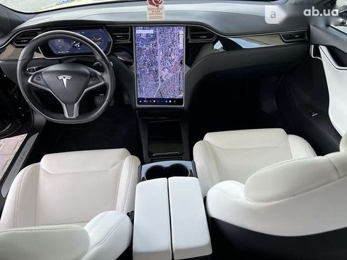 Tesla Model S 2019 - фото 18