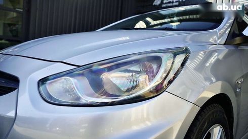 Hyundai Accent 2011 - фото 10