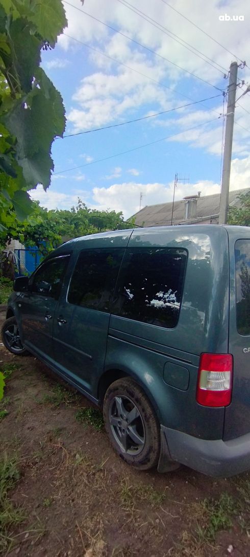 Volkswagen Caddy 2004 серый - фото 4