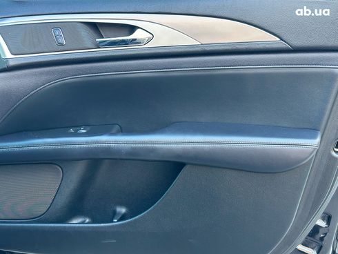 Lincoln MKZ 2018 черный - фото 23