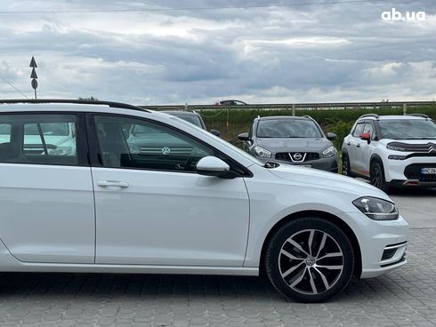 Volkswagen Golf 2020 белый - фото 3