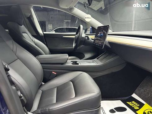 Tesla Model Y 2023 - фото 14