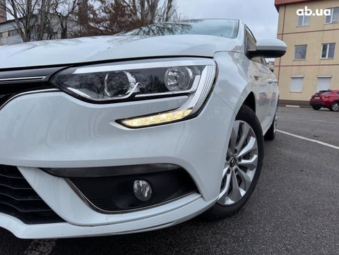 Renault Megane 2019 белый - фото 9