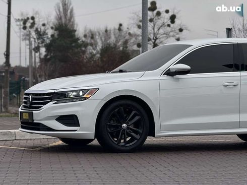 Volkswagen Passat 2019 - фото 13