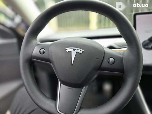 Tesla Model 3 2019 - фото 8