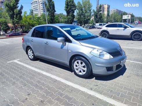 Nissan Tiida 2008 серый - фото 3