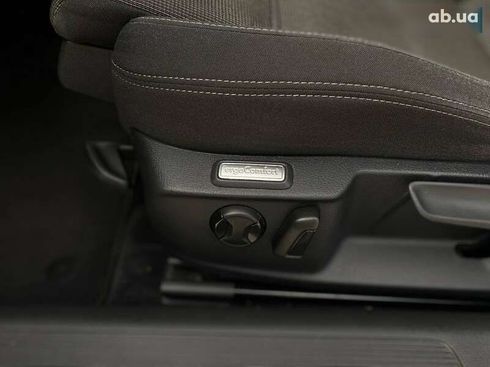 Volkswagen Passat 2017 - фото 21