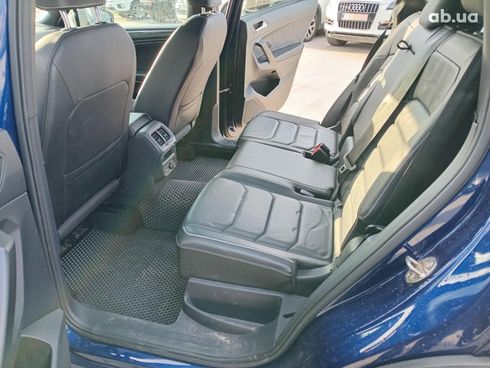 Volkswagen Tiguan 2021 синий - фото 35