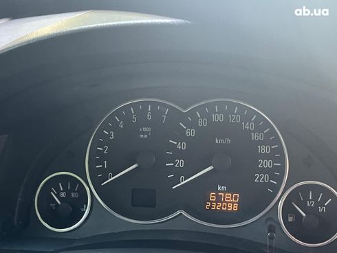 Opel Meriva 2005 черный - фото 25