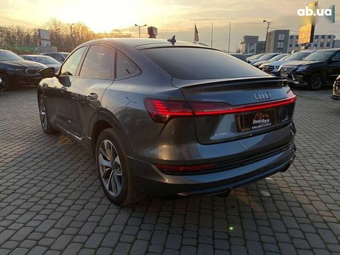 Audi E-Tron 2021 - фото 6