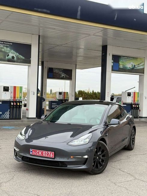 Tesla Model 3 2021 - фото 15