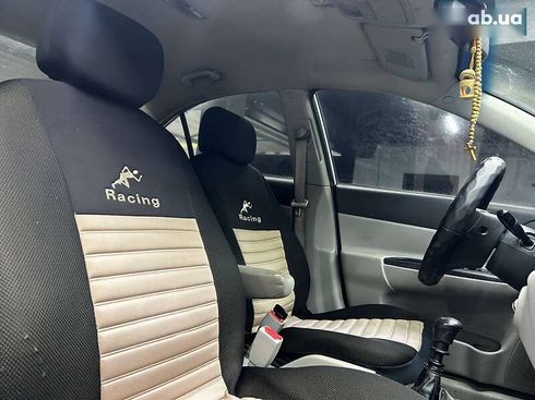 Hyundai Accent 2008 - фото 19