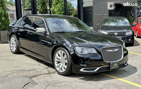 Chrysler 300C 2018 - фото 5