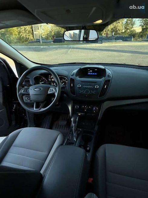 Ford Escape 2016 - фото 15