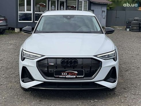 Audi E-Tron 2022 - фото 3