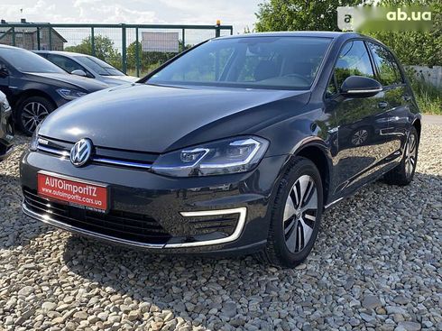 Volkswagen e-Golf 2020 - фото 6