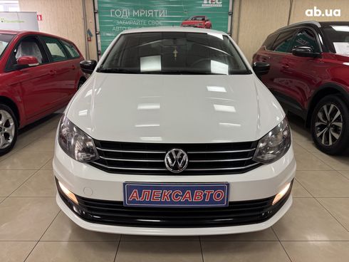 Volkswagen Polo 2017 белый - фото 8