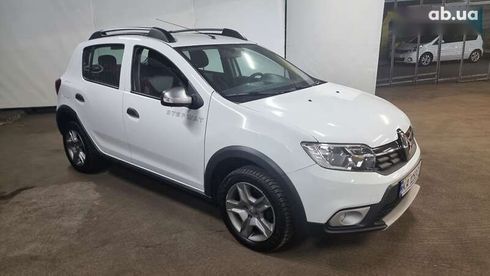 Renault Sandero 2021 - фото 6