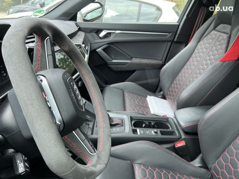 Audi RS Q3 2021 - фото 30